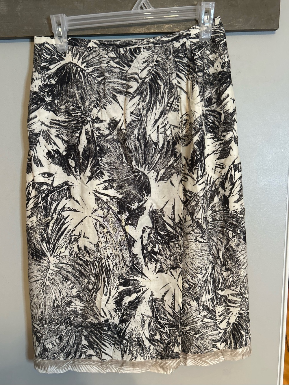 Conrad C faux wrap  skirt - Picture 13 of 13
